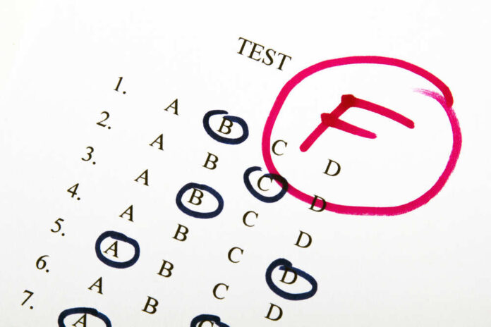 Test,Results,In,School,,Selective,Focus Joanna Dorota / shutterstock.com