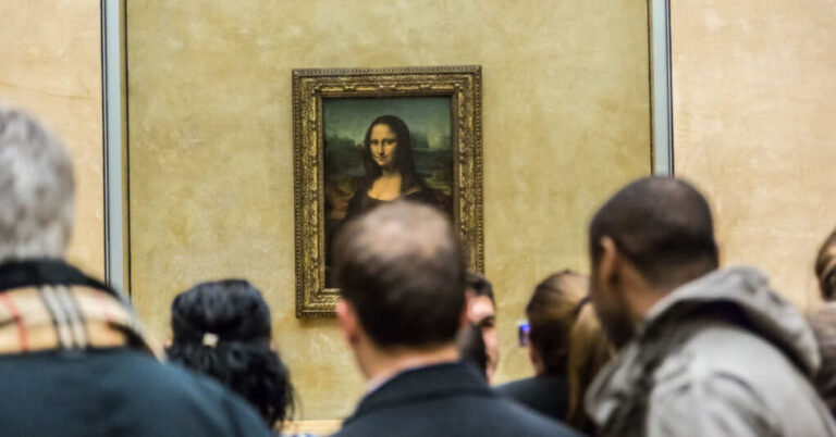 Fanatical Eco-Activists Launch Shocking Attack on Mona Lisa Fanatical Eco-Activists Launch Shocking Attack on Mona Lisa